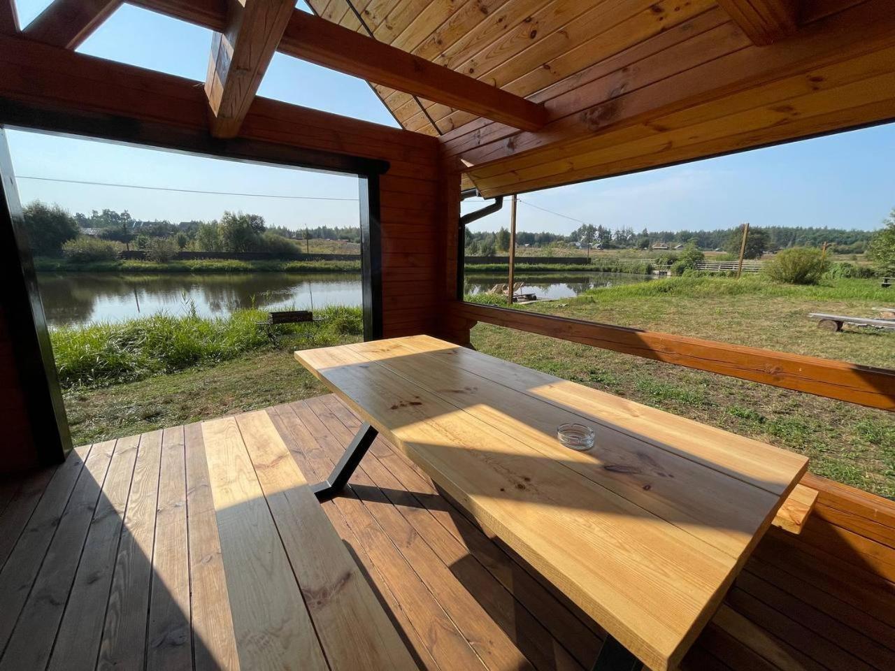 Guesthouse On The Lake With Bathhouse 70 Km From Kiev Makariv Exteriör bild