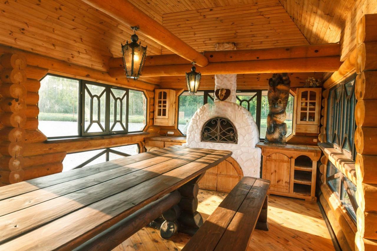 Guesthouse On The Lake With Bathhouse 70 Km From Kiev Makariv Exteriör bild