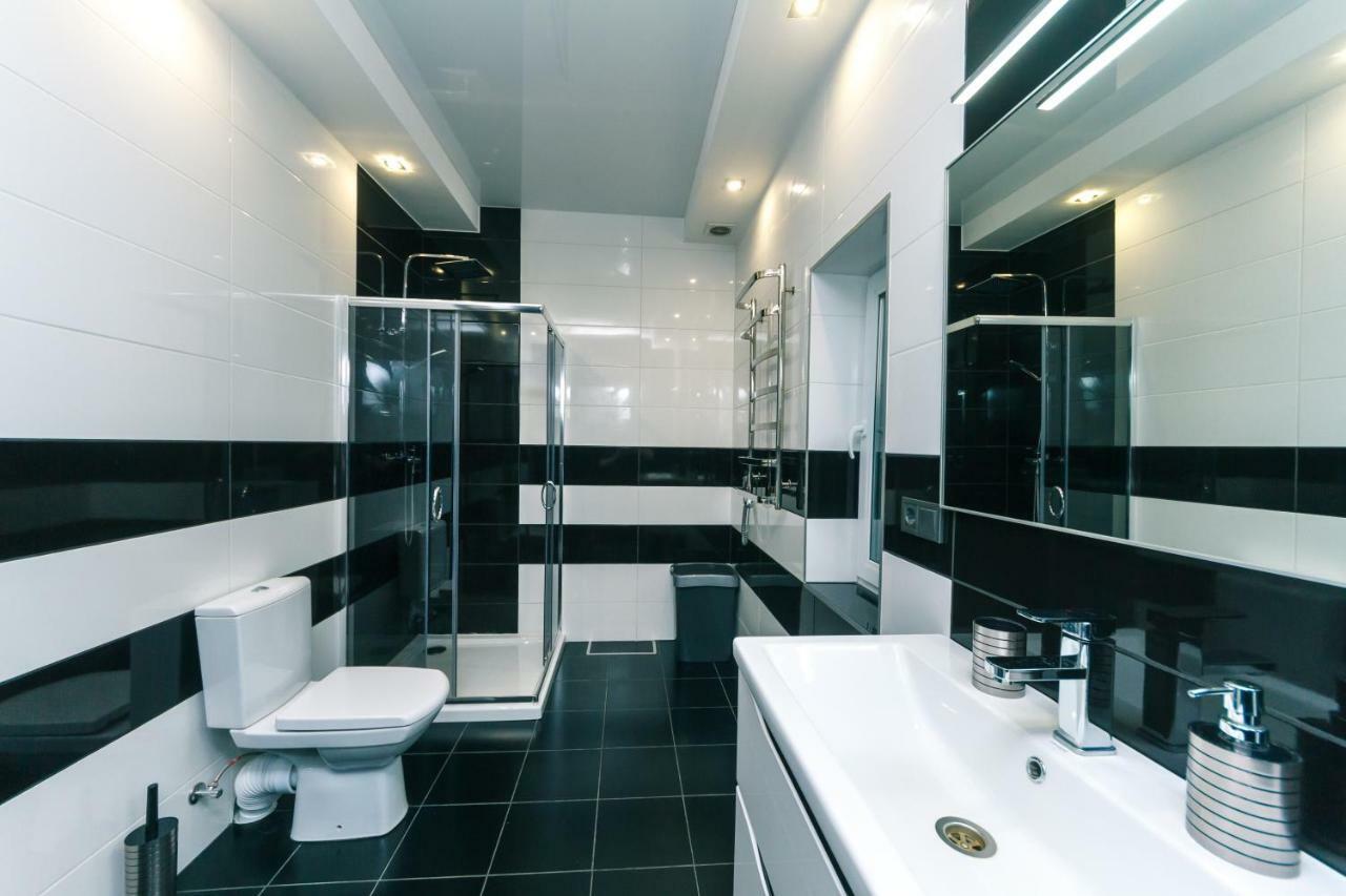 Guesthouse On The Lake With Bathhouse 70 Km From Kiev Makariv Exteriör bild