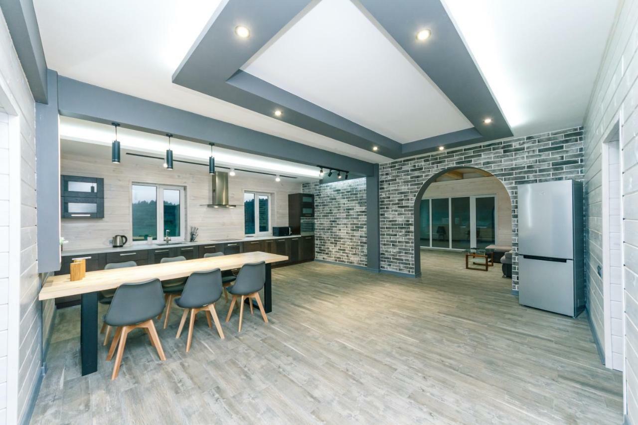 Guesthouse On The Lake With Bathhouse 70 Km From Kiev Makariv Exteriör bild
