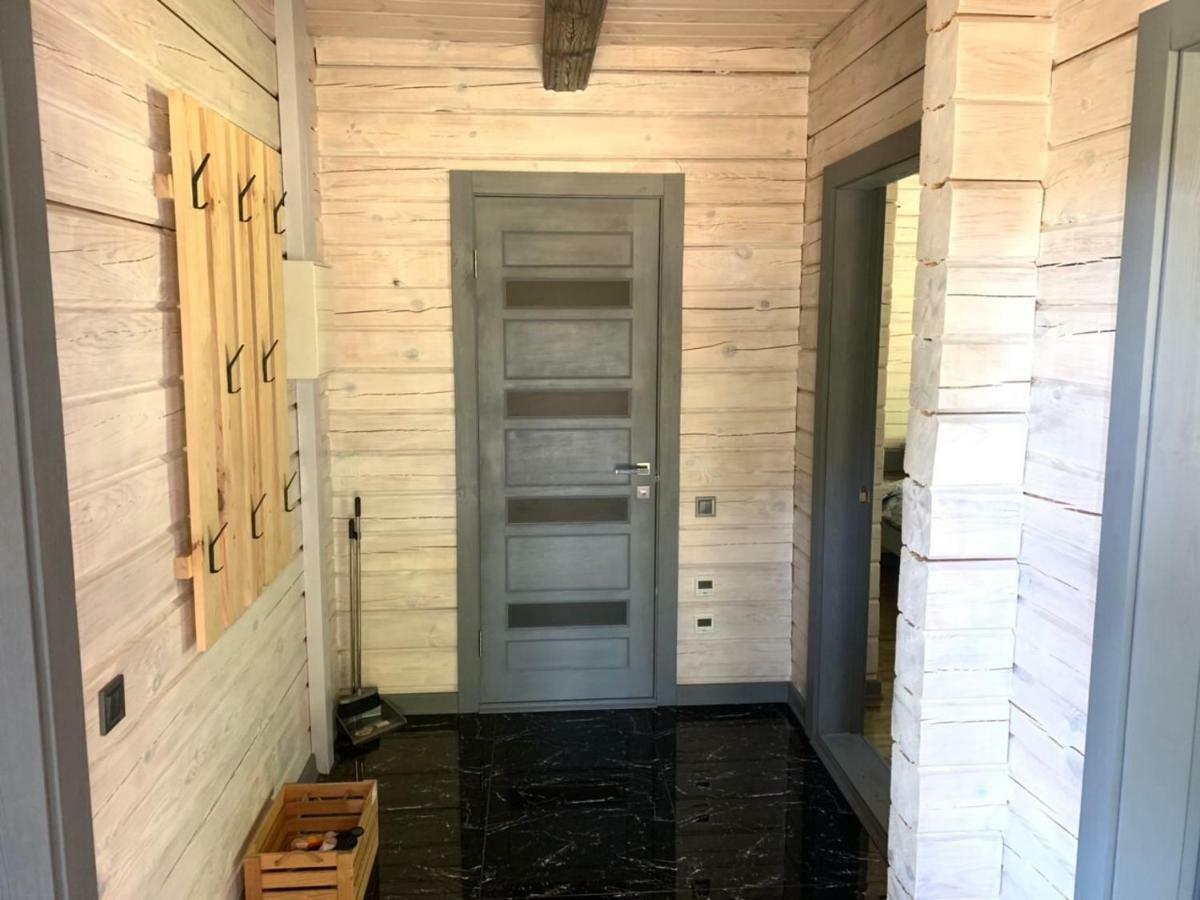 Guesthouse On The Lake With Bathhouse 70 Km From Kiev Makariv Exteriör bild